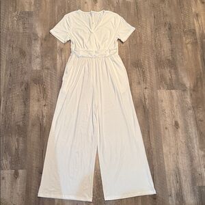 White Pants Wide Leg Jumpsuit 1pc Romper Cotton Stretch Pockets Womans Large NEW